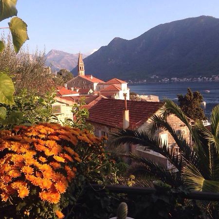 Be happy in Perast Appartement Buitenkant foto