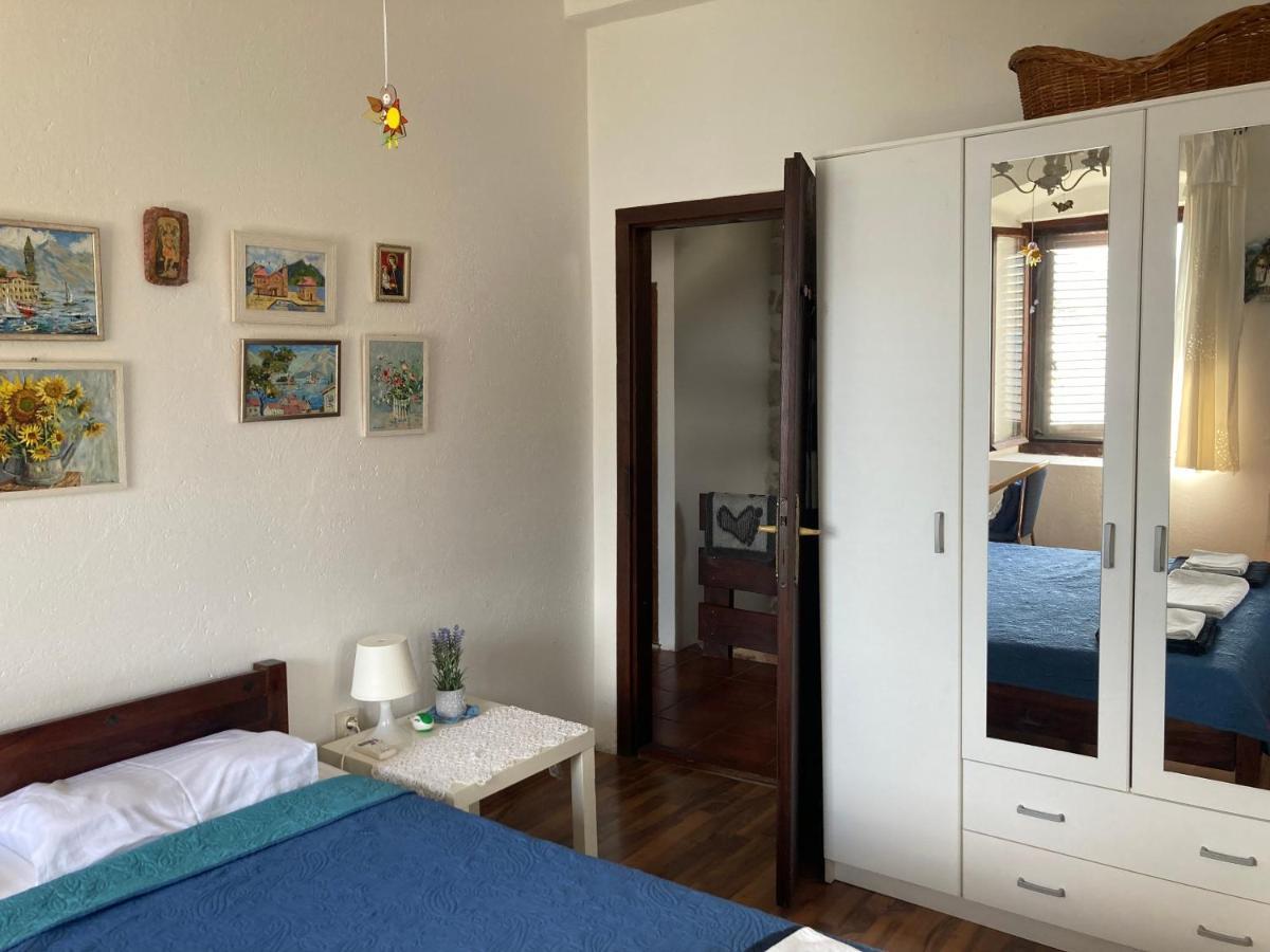 Be happy in Perast Appartement Buitenkant foto