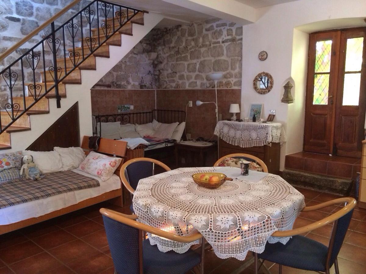 Be happy in Perast Appartement Buitenkant foto