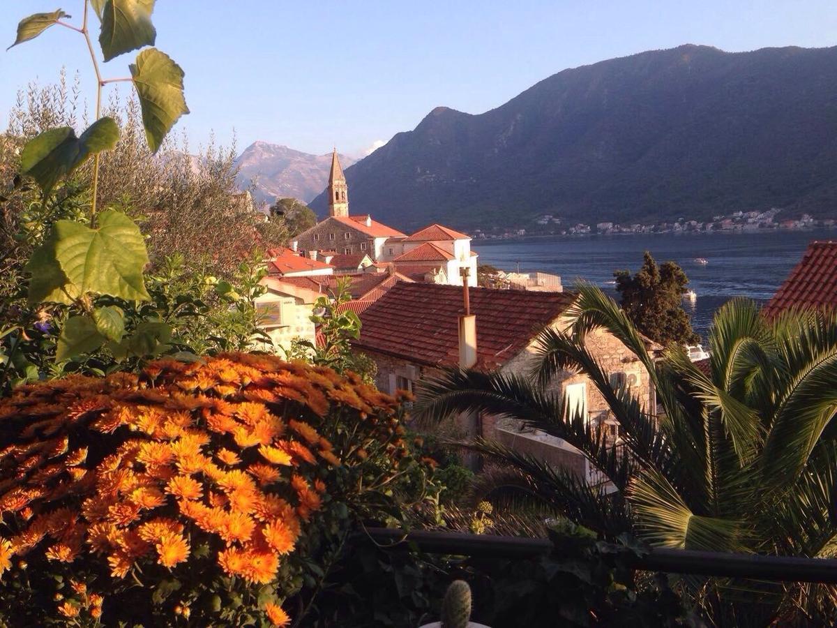 Be happy in Perast Appartement Buitenkant foto